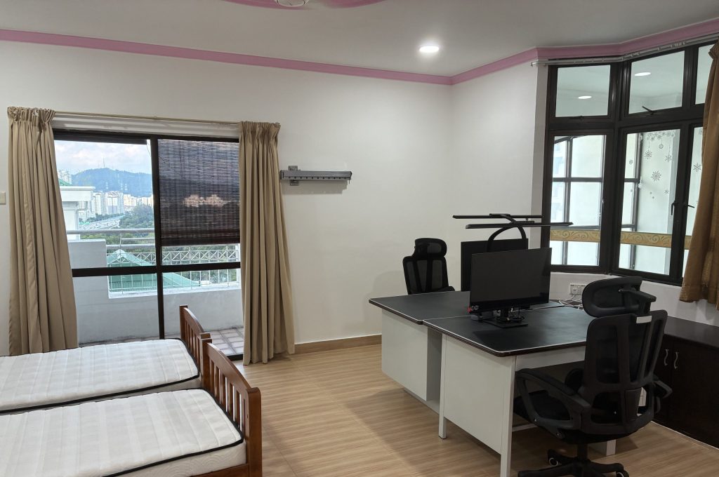 IMU accommodation Master Bedroom