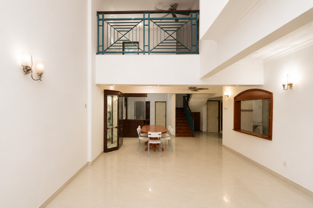 IMU Accommodation Spacious living hall