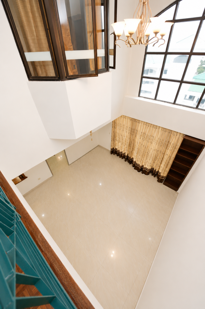 IMU Accommodation Penthouse unit 2500sqft